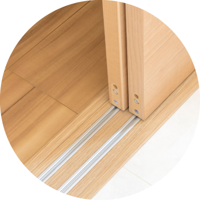 引き戸等への扉の取替え